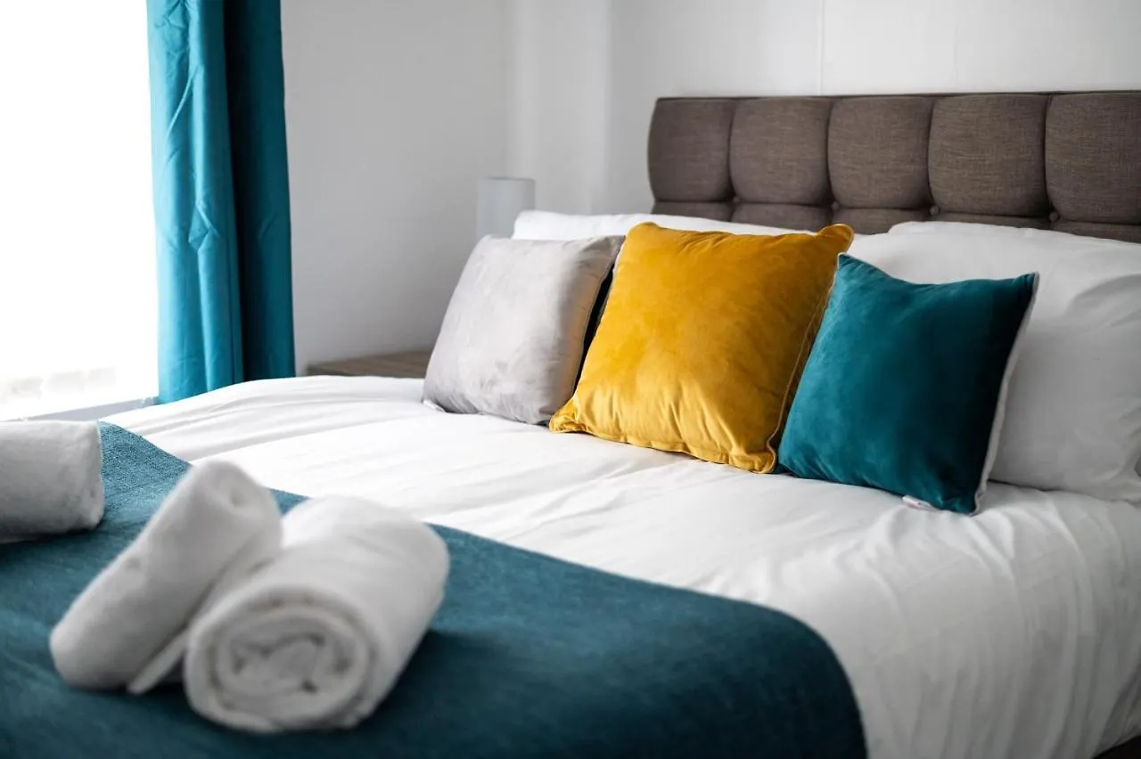 Chesshyre Accommodation - Tv In Every Bedroom! Swansea United Kingdom