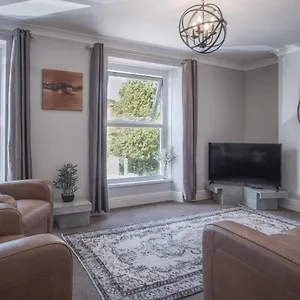 Langland Road - 2 Bedroom Town House - Mumbles Holiday home