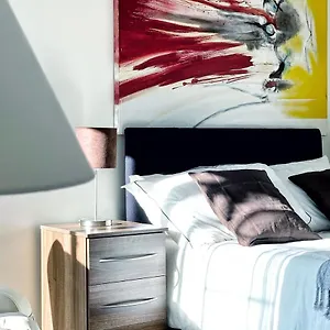 Artistic And Luxurious With Sea View. Side Apartment